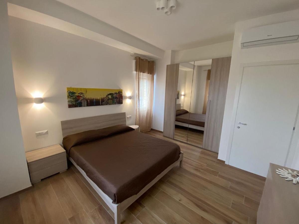 Ferienwohnung Viriamo House Roma Stadtviertel Stadtviertel Acilia Exterior foto